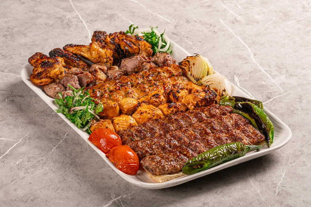 Mixed Grill for 4 pers (13 skewers)