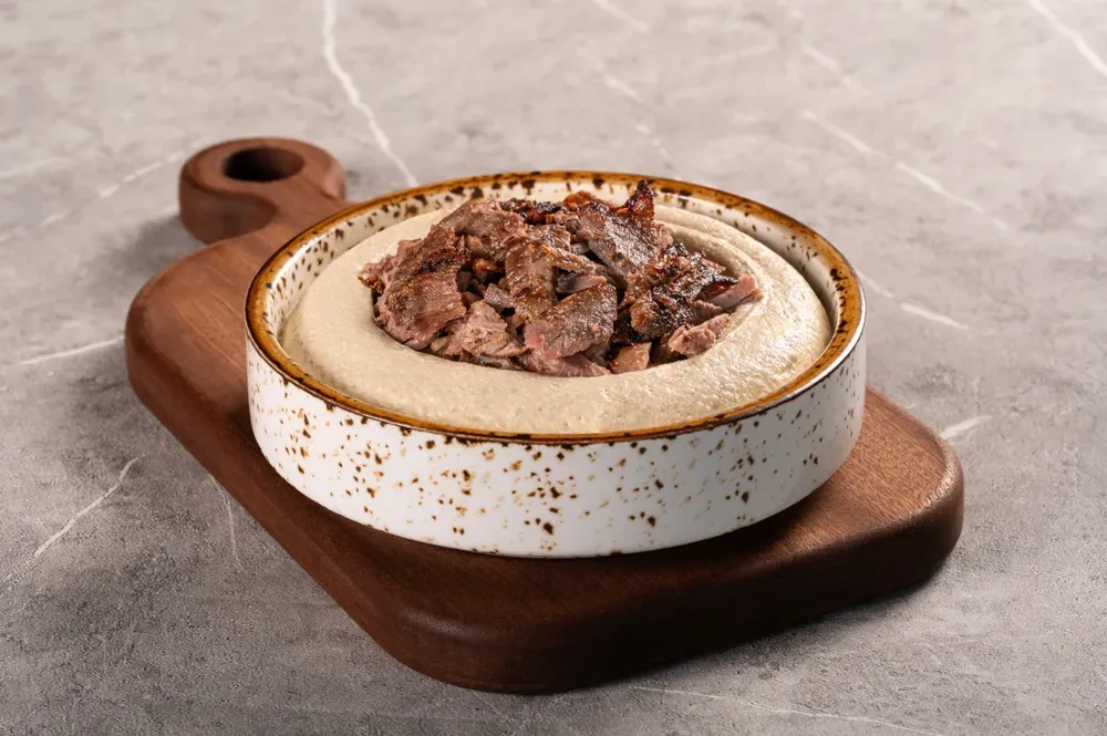Hummus with Shawarma