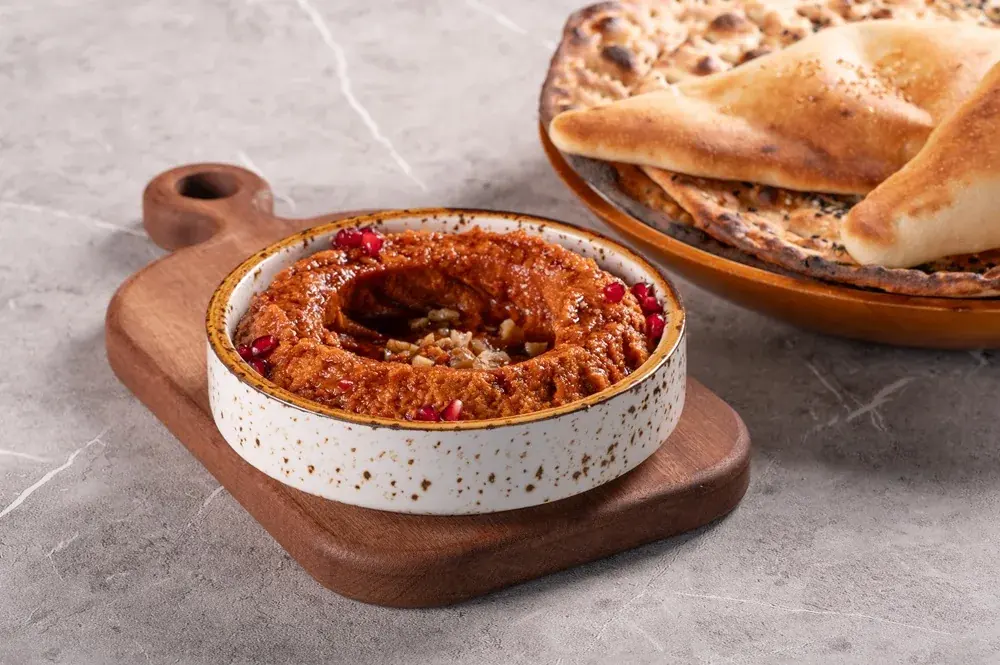 محمّرة — مطعم كباب أربيل العراقي دبي